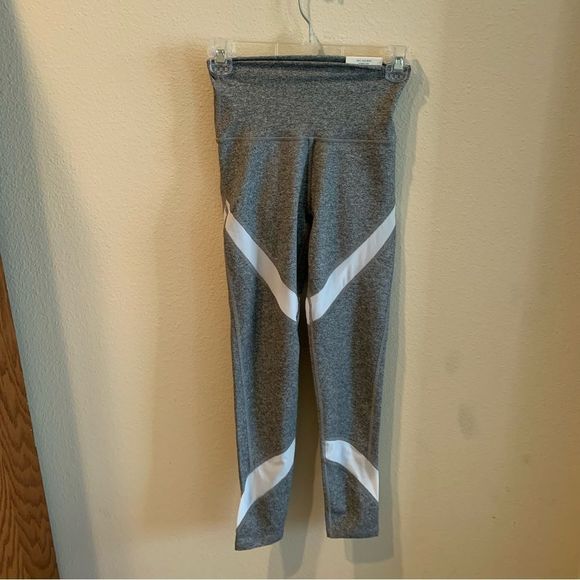 NWT AERIE Chill. Play. Move. 7/8 Leggings - Picture 2 of 7